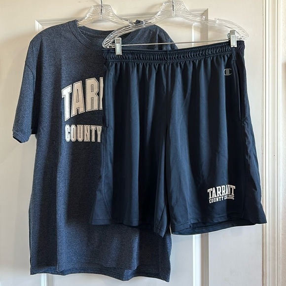 EUC Tee and short set with community college logo Tarrant County College navy - Picture 1 of 13